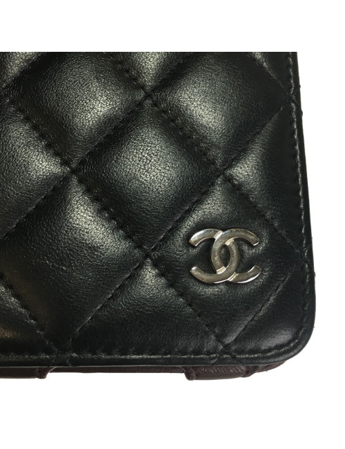 xxx Etui IPAD CHANEL en cuir matelassé noir