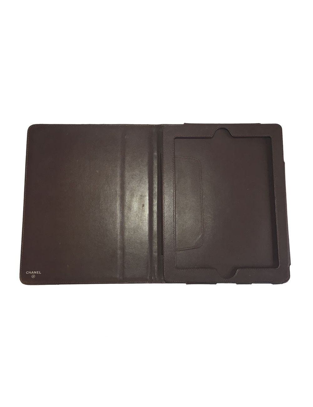 xxx Etui IPAD CHANEL en cuir matelassé noir