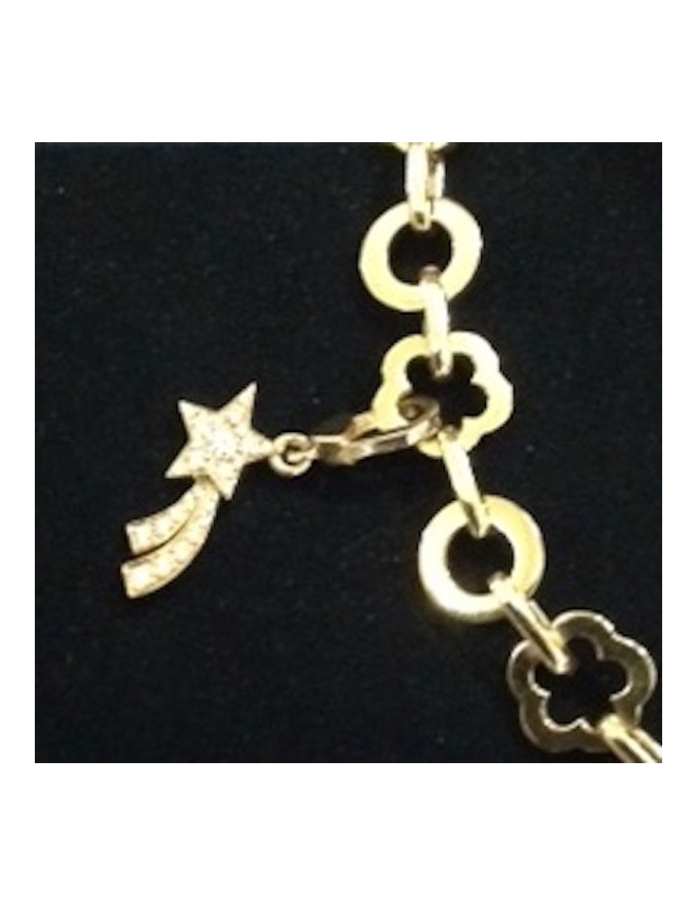 CHANEL yellow gold necklace and charms
