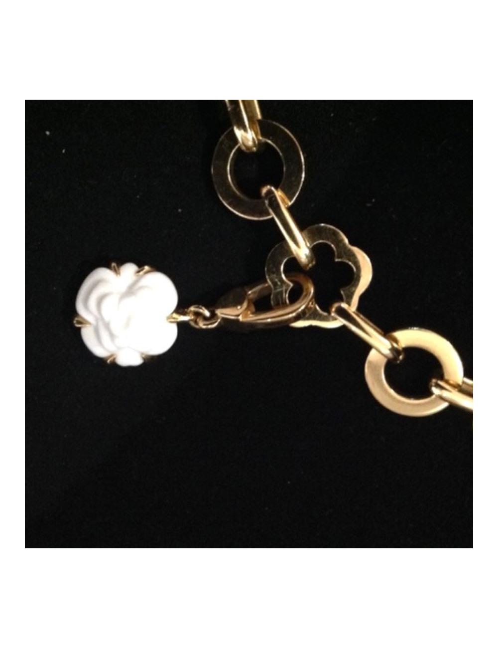 CHANEL yellow gold necklace and charms