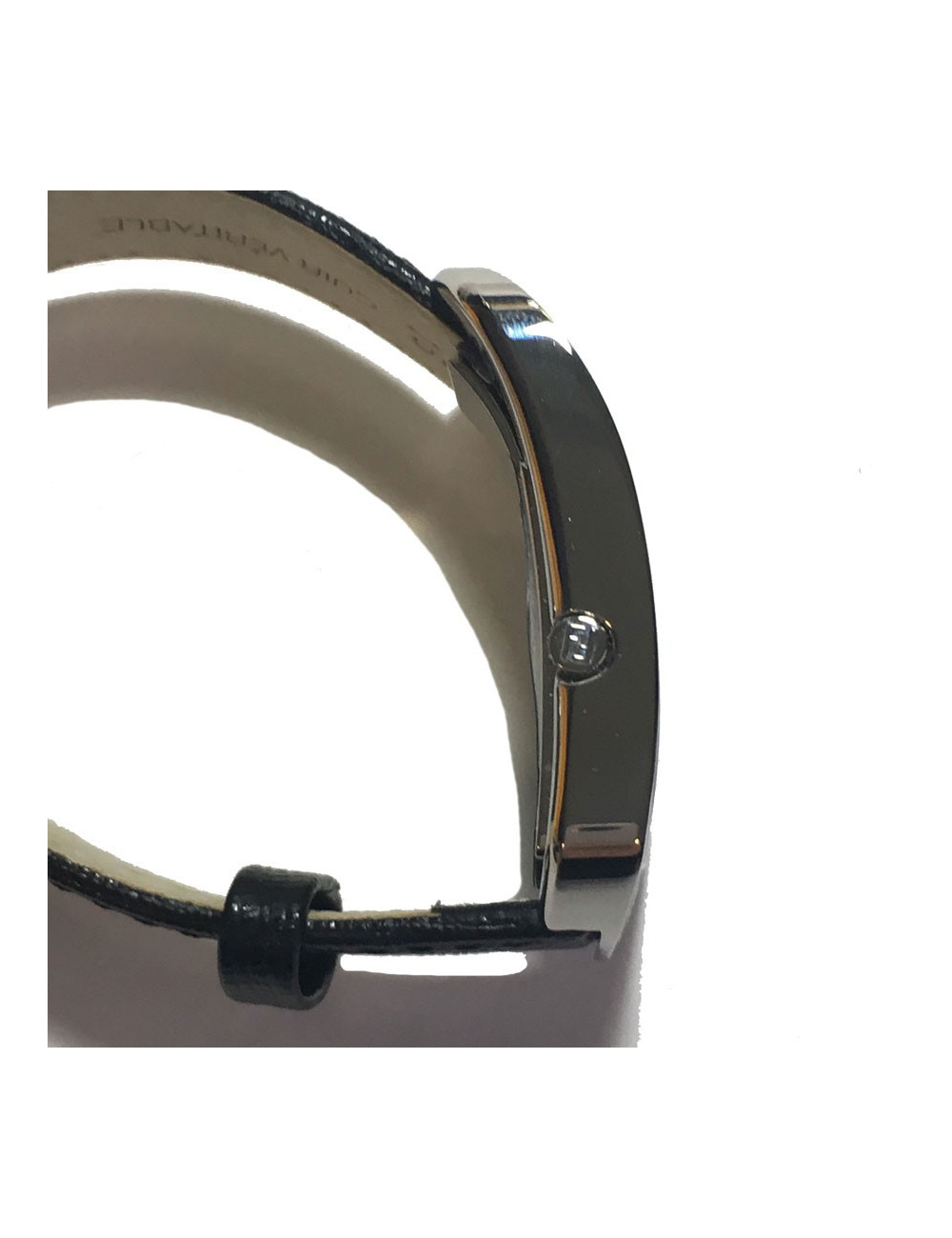 Montre FENDI collection Caméléon en cuir noir et métal doré