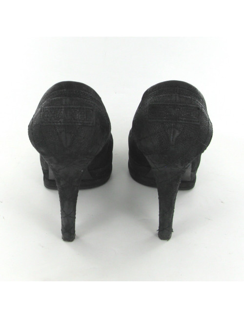 Escarpins cuir noir mâte T37 CHANEL