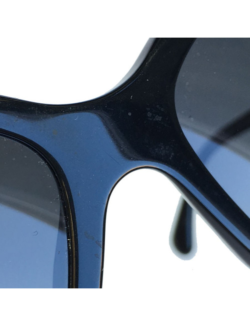 Lunettes de soleil CHANEL en plastique noir 