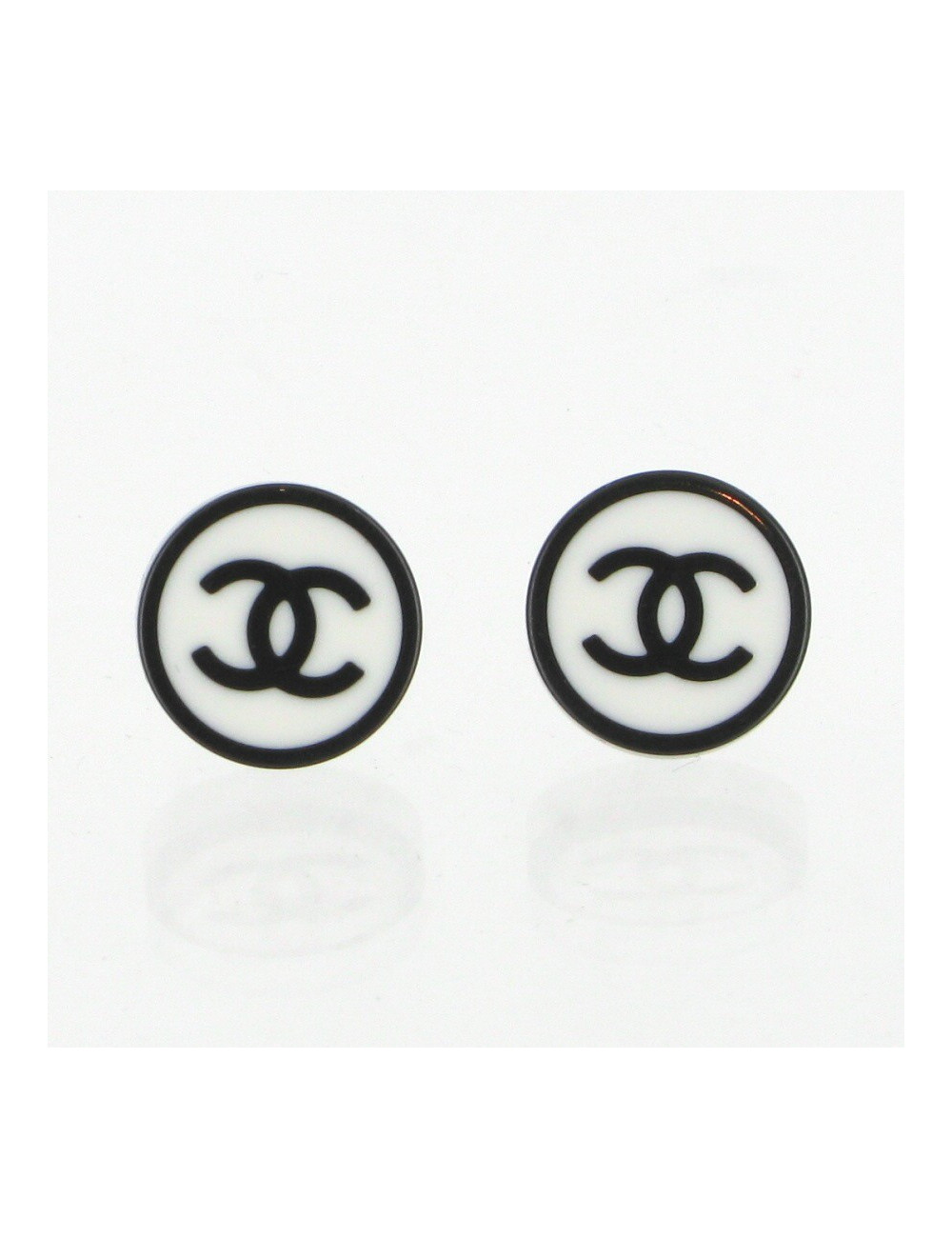 Clous d'oreilles noir et blanc CHANEL
