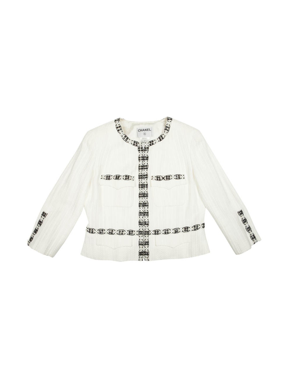 Veste CHANEL T 46 blanche avec liserés  en perles,  sequins  et boutons blancs nacrés