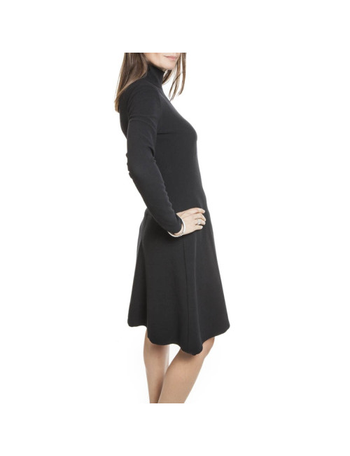 CHANEL T 40 en stetch black dress