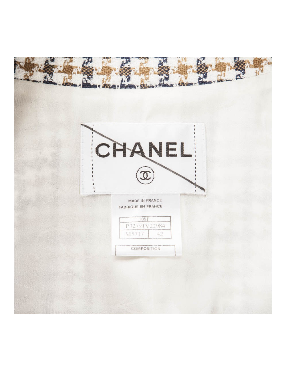 CHANEL T 42 en beige and blue houndstooth jacket