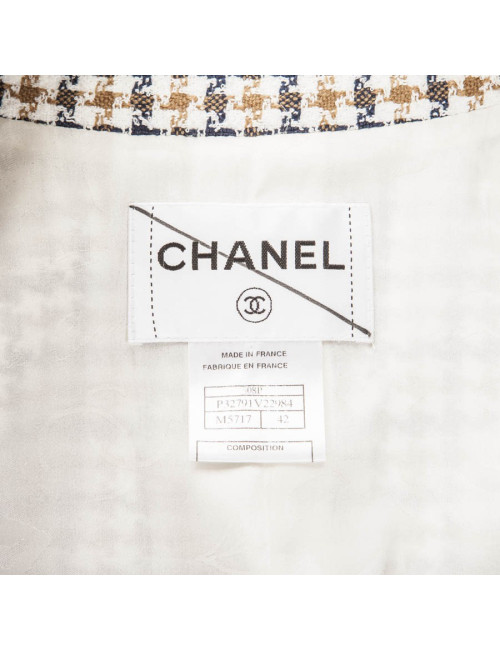 CHANEL T 42 en beige and blue houndstooth jacket
