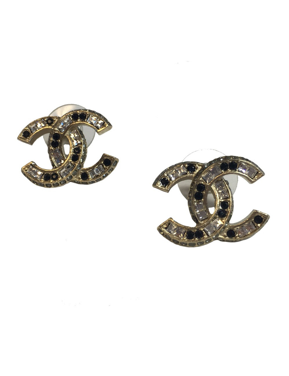 vvv Boucles d'oreilles clous CHANEL CC en métal doré et strass noirs et blancs