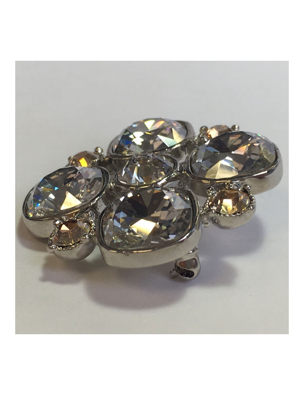 Broche CHANEL strass