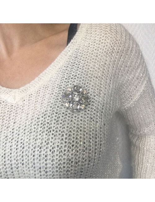 Broche CHANEL strass