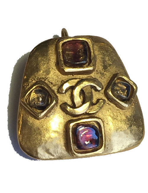 Boucles d'oreilles clous CHANEL en métal doré vintage