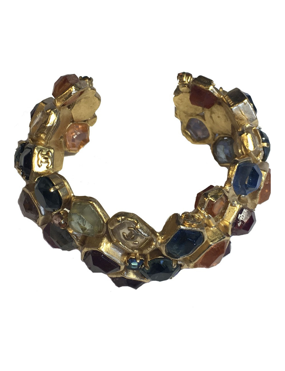  CHANEL Bracelet in gilded metal and multicolored stones