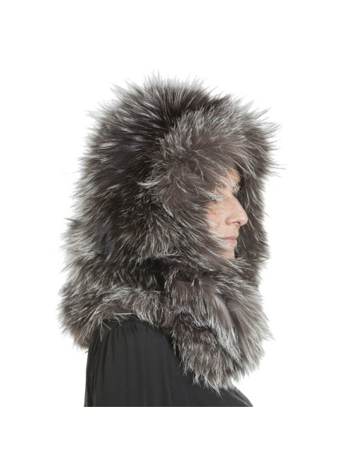 REVILLON hood in silver fox fur