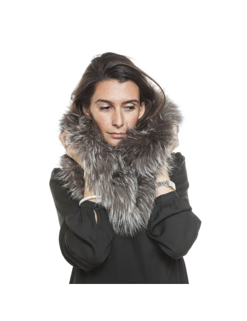 REVILLON hood in silver fox fur