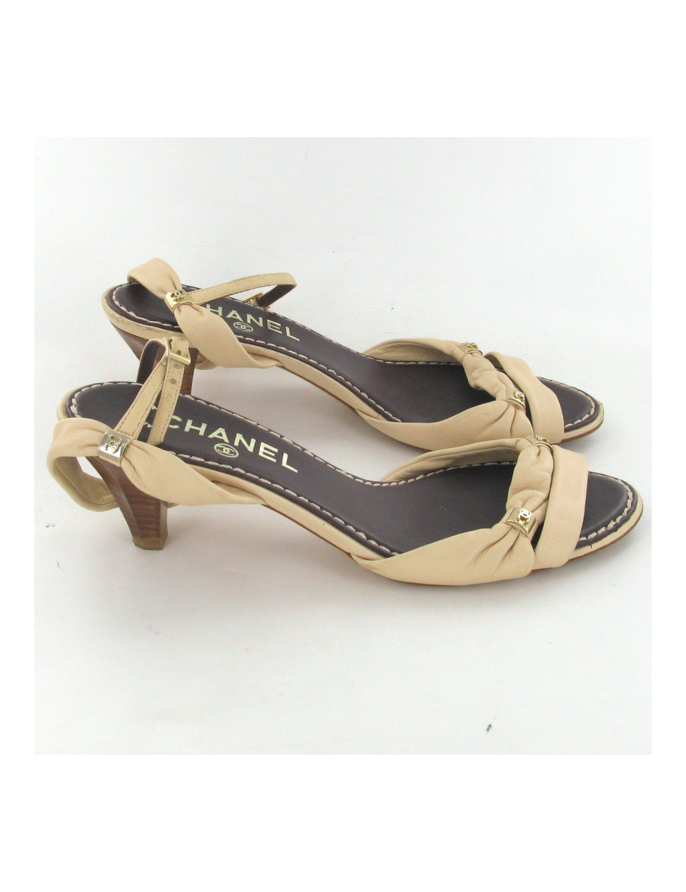 Sandales en cuir rose pâle T37.5 CHANEL