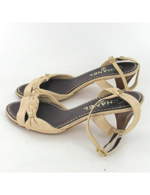 Sandales en cuir rose pâle T37.5 CHANEL