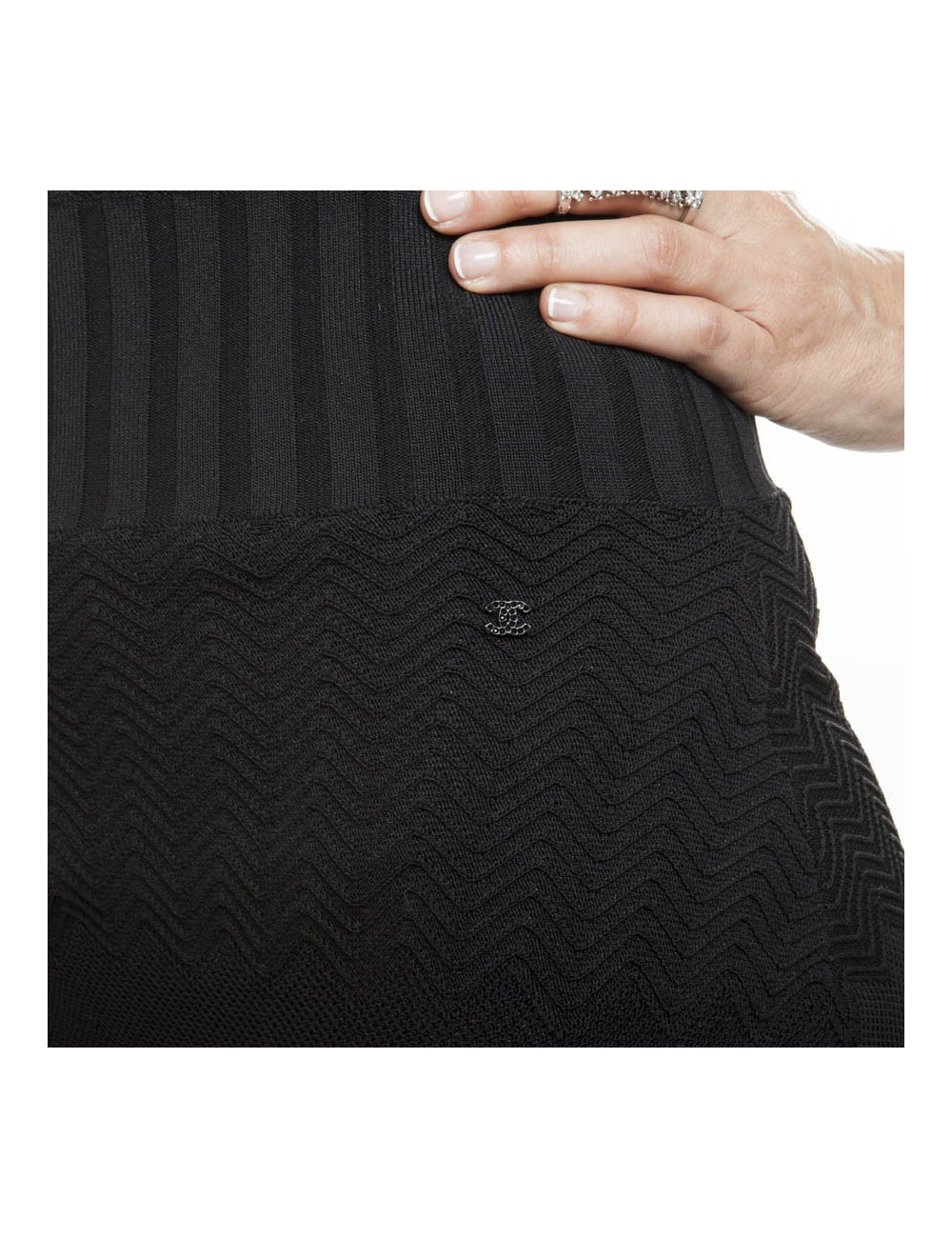 CHANEL T 36 Black dress in viscose