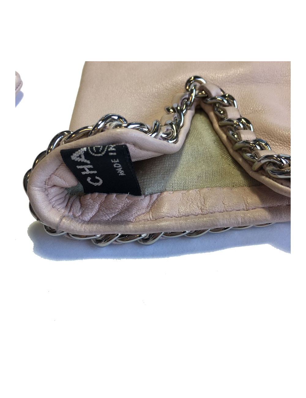 Gants CHANEL cuir d'agneau rose pâle et chaine argentée taille 8