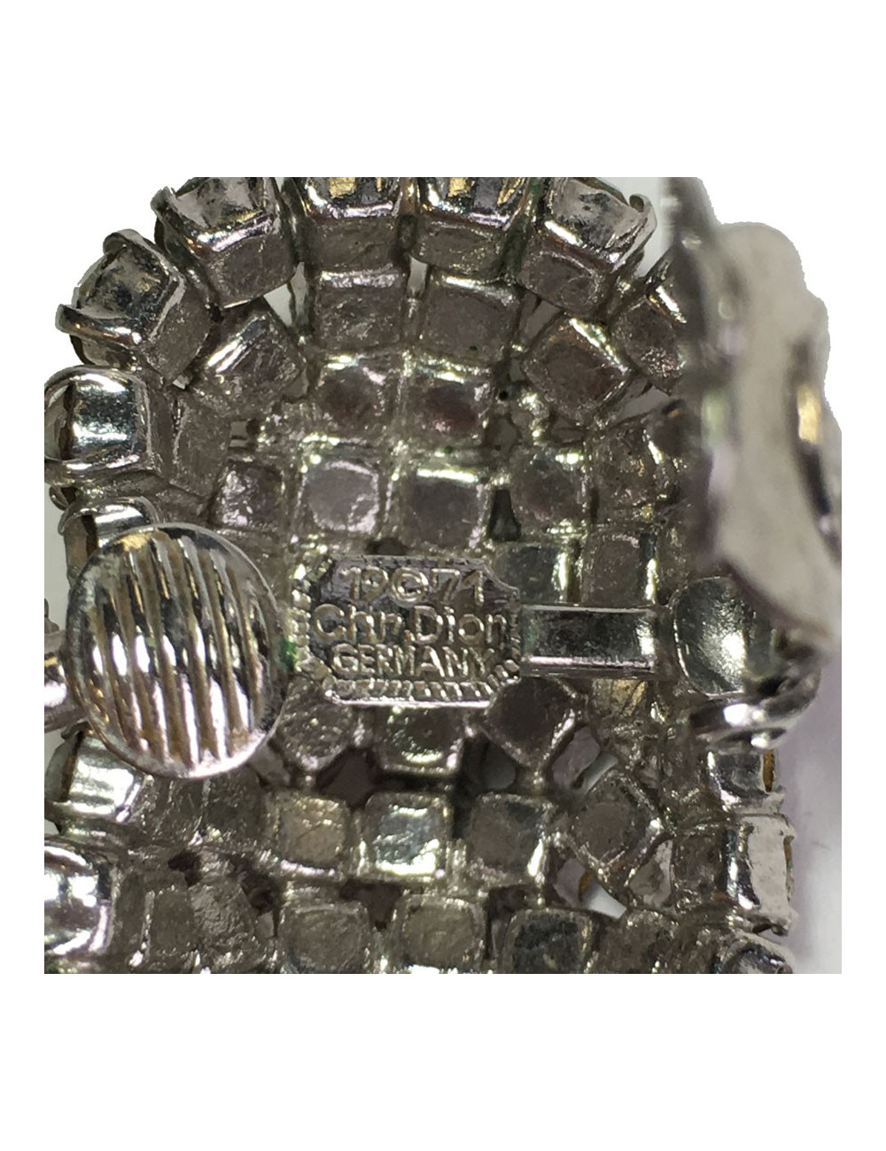 xxx Parure DIOR  boucles d'oreille + broche vintage en strass glamour