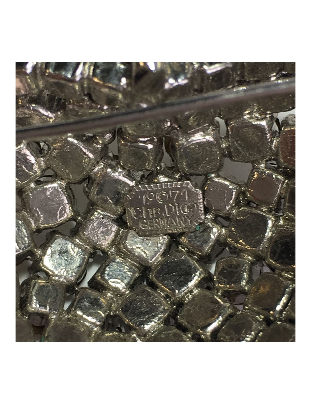 xxx Parure DIOR  boucles d'oreille + broche vintage en strass glamour