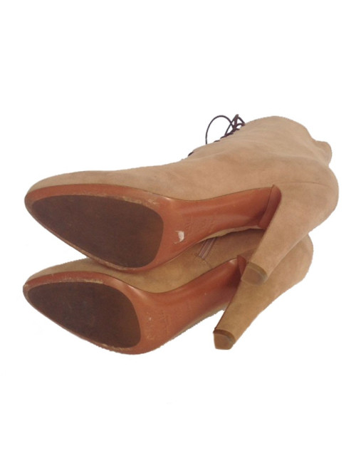 ALAÏA Ankle boots with heels in beige suede size 39.5 EU