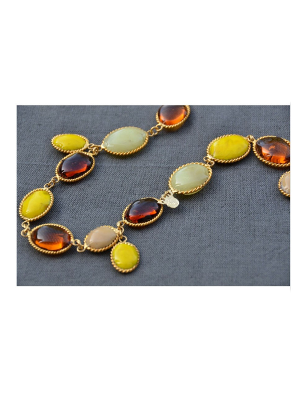 Saltire cabochons MARGUERITE DE VALOIS in glass paste