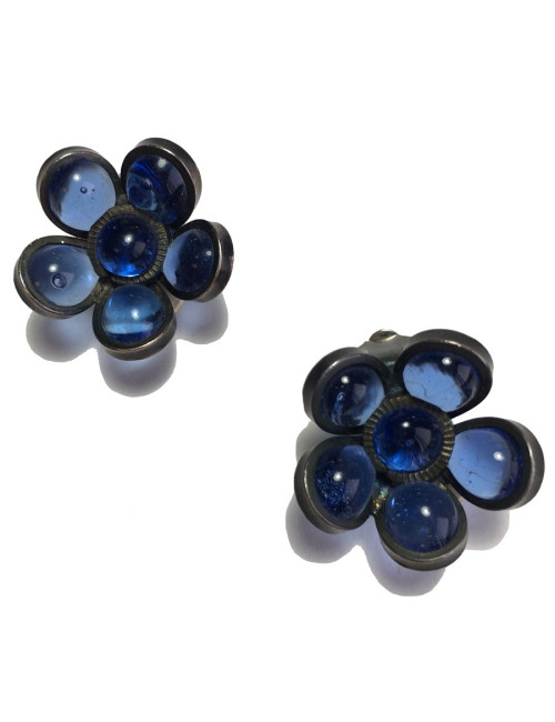 xxx Boucles d'oreille clips MARGUERITE DE VALOIS fleurette en pâte de verre bleu foncé