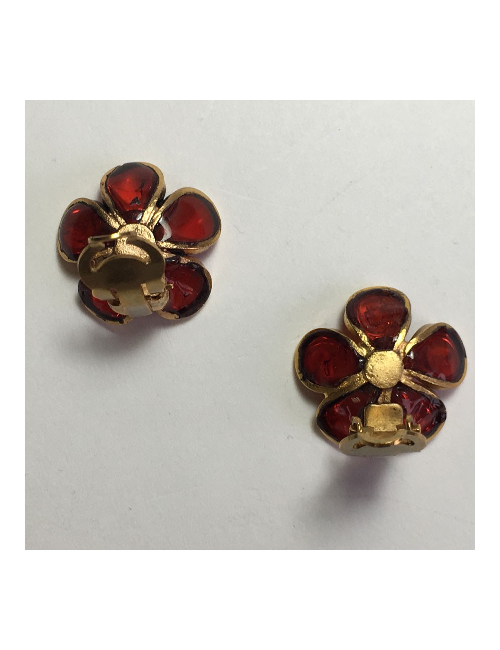 xxx Boucles d'oreille clips MARGUERITE DE VALOIS fleurette en pâte de verre rouge ambré