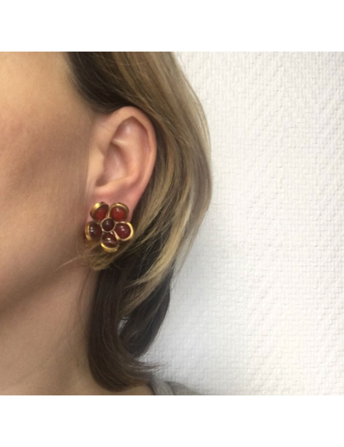 xxx Boucles d'oreille clips MARGUERITE DE VALOIS fleurette en pâte de verre rouge ambré