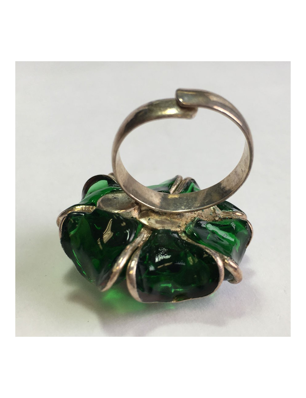TAILLE Bague MARGUERITE DE VALOIS fleur en pâte de verre vert et rose