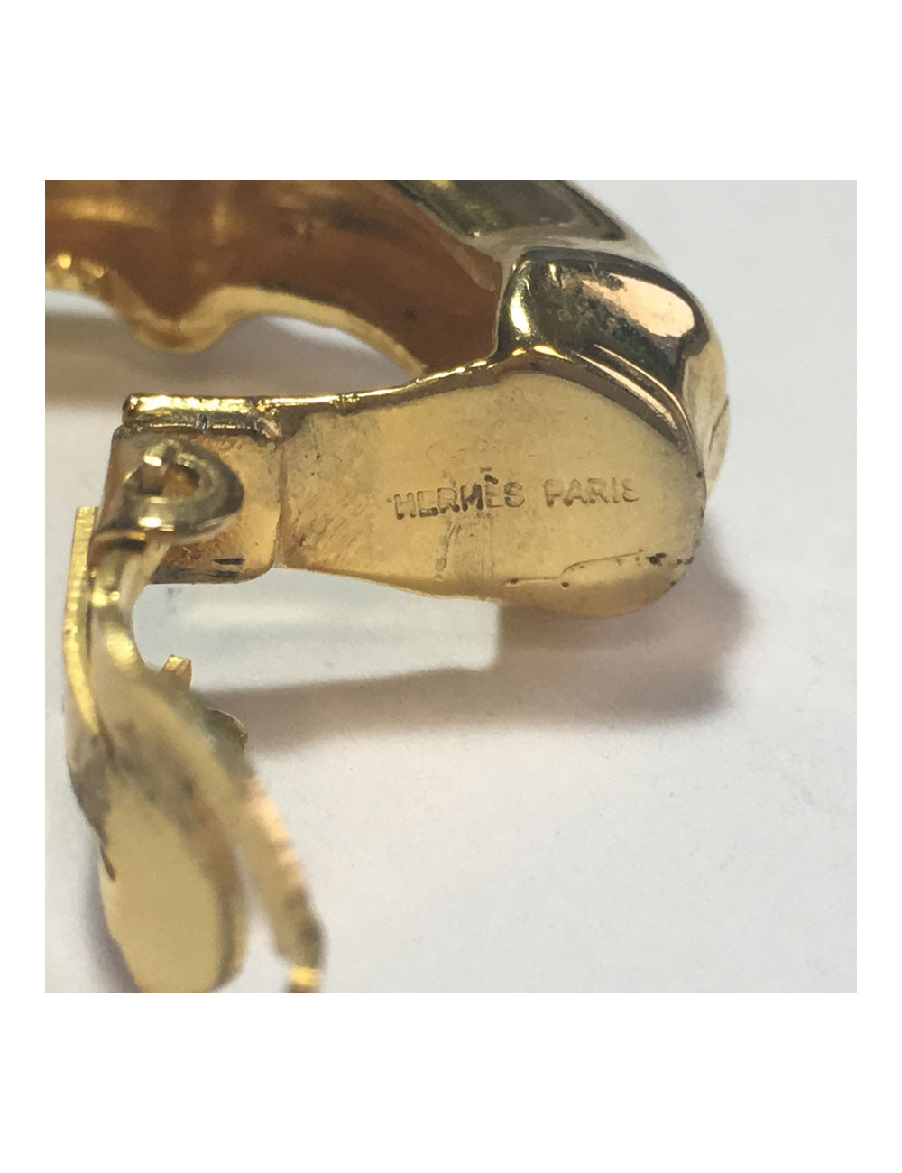 HERMES Vintage creoles clip-on earrings in gold plated metal