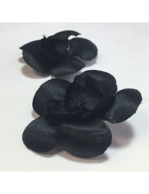 Earrings clips CHANEL camellias in vintage black silk