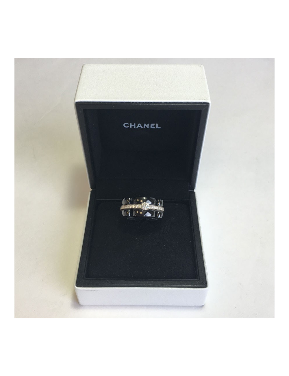 Bague Ultra CHANEL T51 en céramique noir et diamants