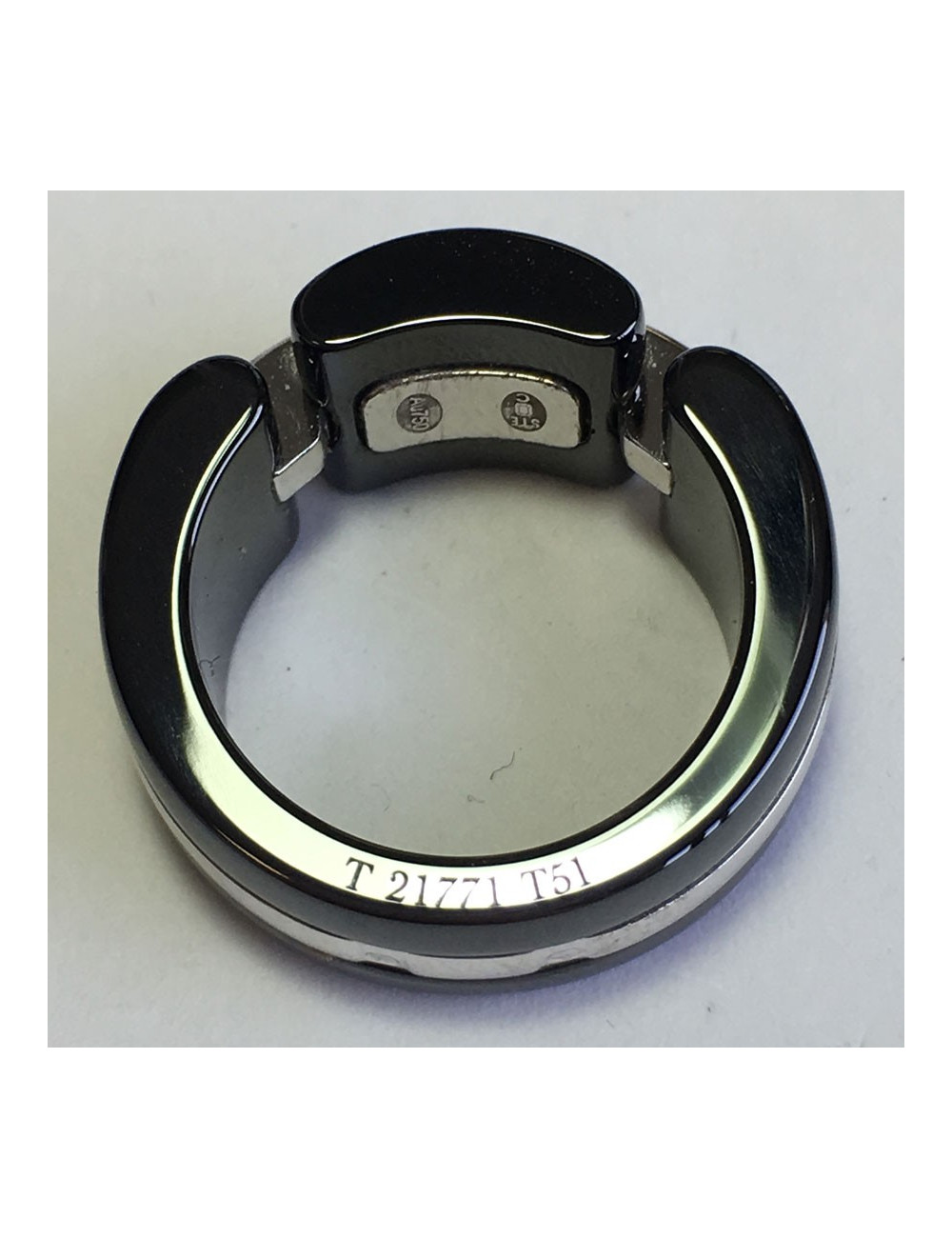 CHANEL ring, 'Ultra'model in 18 carat white gold, black ceramic and diamonds