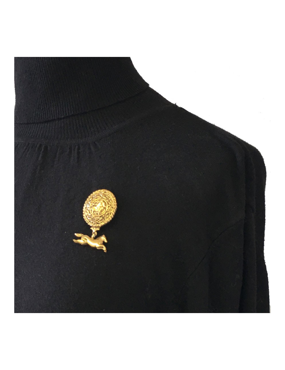 Broche CHANEL Vintage en métal doré