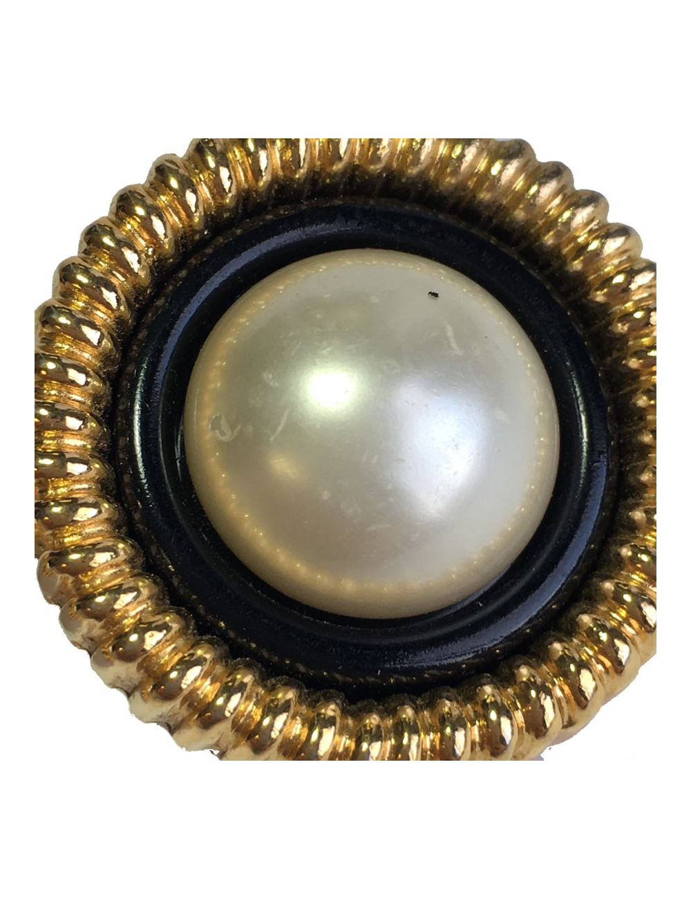 Boucles d'oreille clips CHANEL Vintage perle nacrée et métal doré