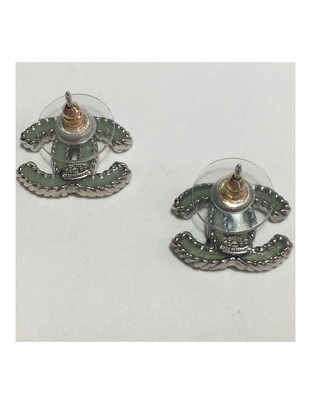 Earrings nails CHANEL CC in silver metal and resin green celadon