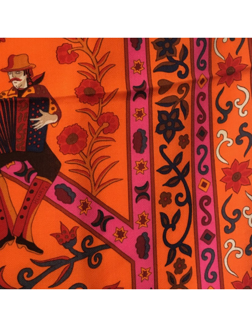 HERMÈS "Peuple du vent" shawl in pink cashmere ans silk