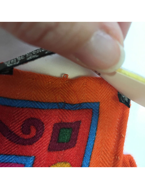 HERMÈS shawl 'Peuple du vent' in and orange, Indian pink, green cashmere and silk fabric.