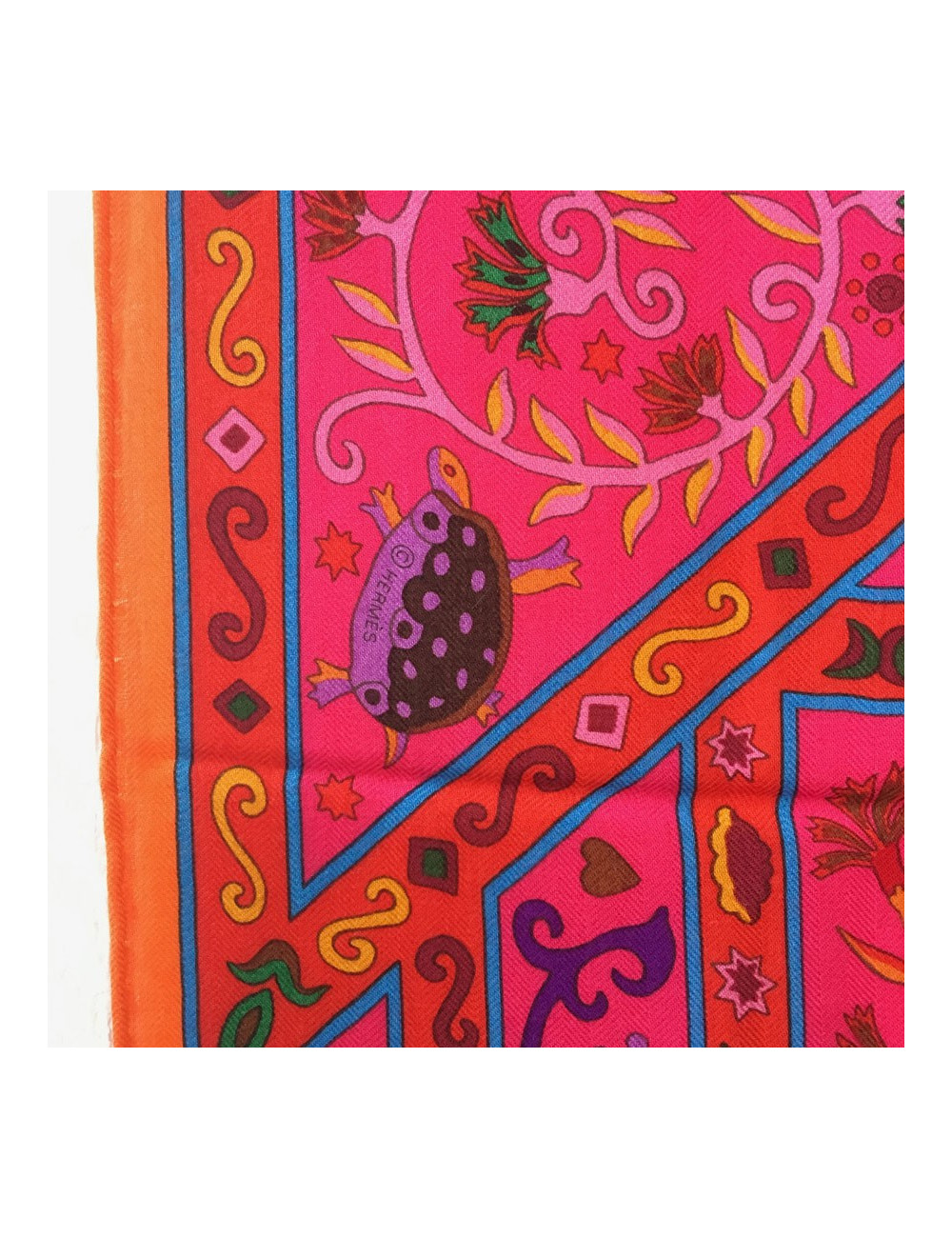 HERMÈS shawl 'Peuple du vent' in and orange, Indian pink, green cashmere and silk fabric.