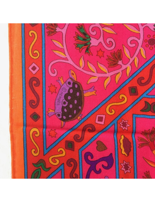 HERMÈS shawl 'Peuple du vent' in and orange, Indian pink, green cashmere and silk fabric.