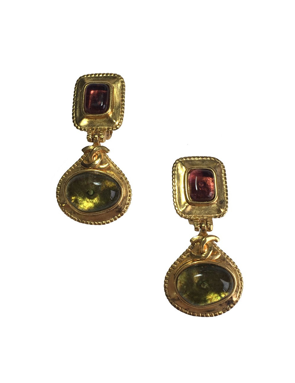 Boucles d'oreilles clips CHANEL Couture en métal doré et pierres semi précieuses vert ambre et rose