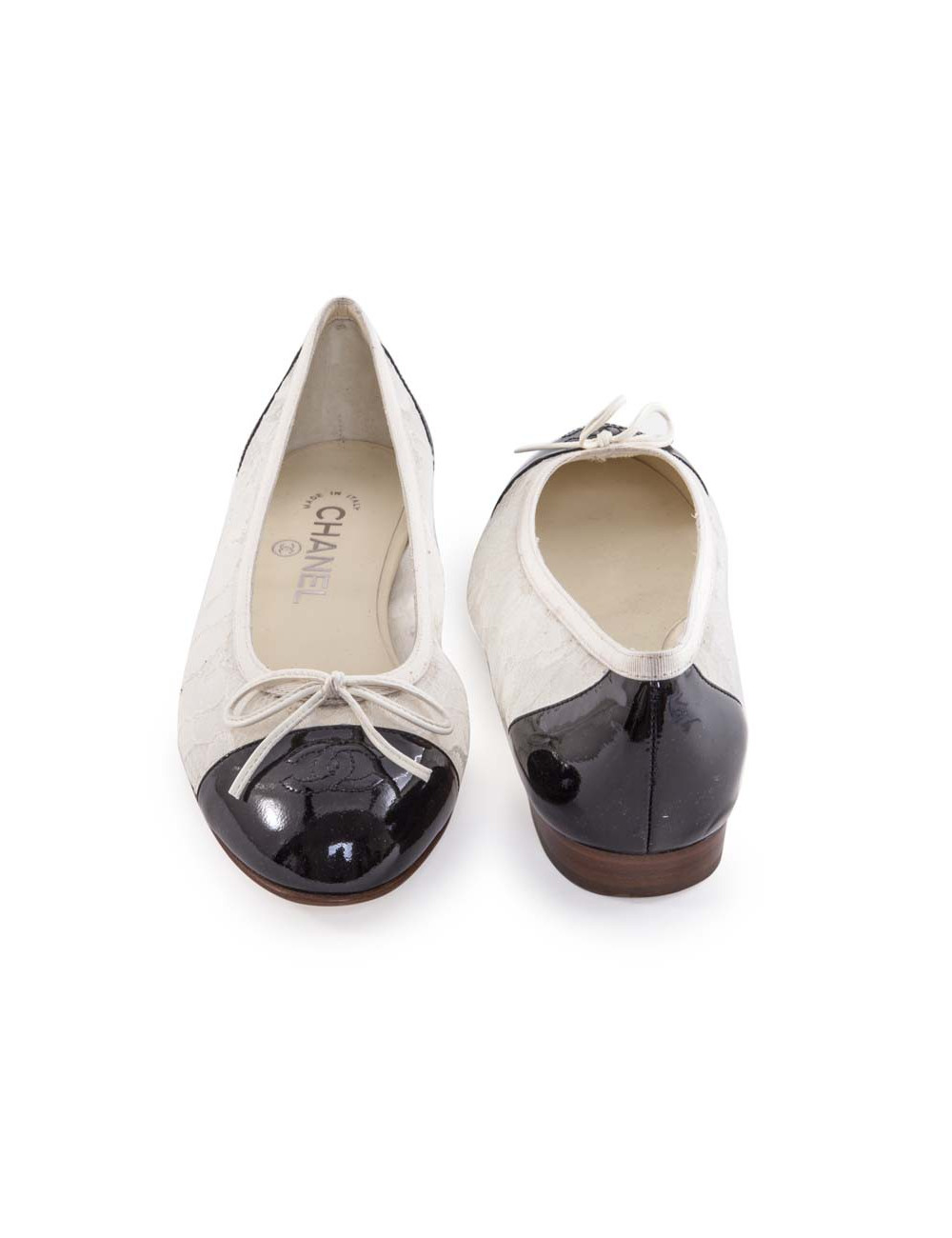 Ballerines CHANEL T 38.5 dentelle et cuir noir