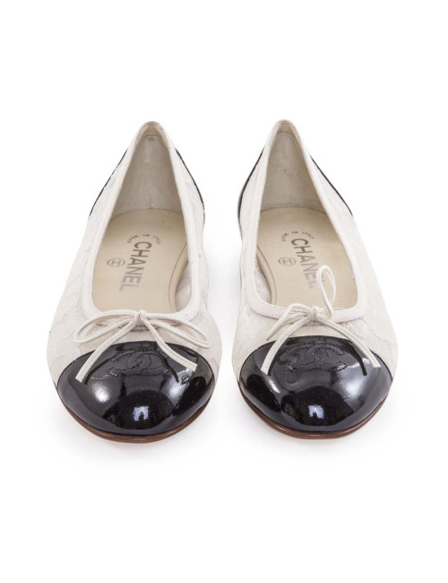 Ballerines CHANEL T 38.5 dentelle et cuir noir