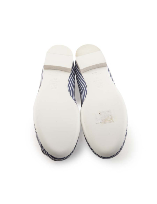 Ballet flats CHANEL T 38 en striped blue and white with Camellia