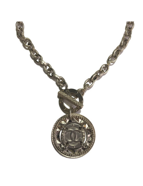 Collier CHANEL en métal couleur or pâle