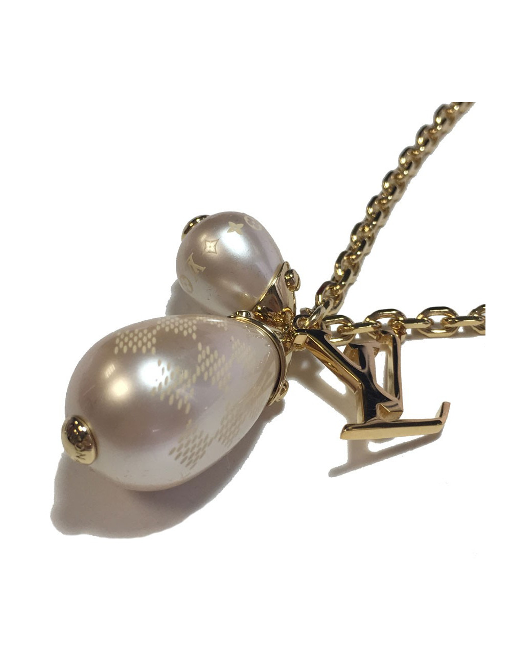 xxx Collier LOUIS VUITTON en métal doré et perles nacrées 