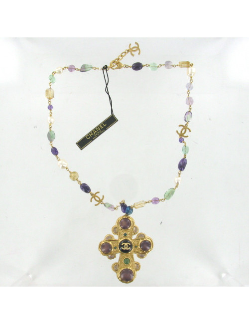 Collier CHANEL croix et perles multicolores