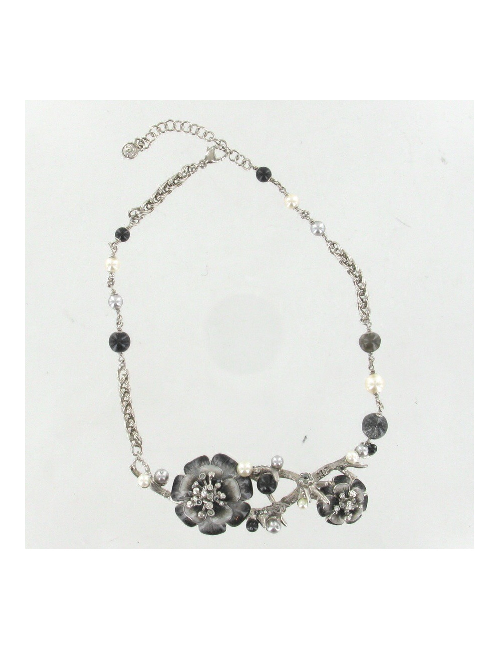 Collier CHANEL branches et camélias